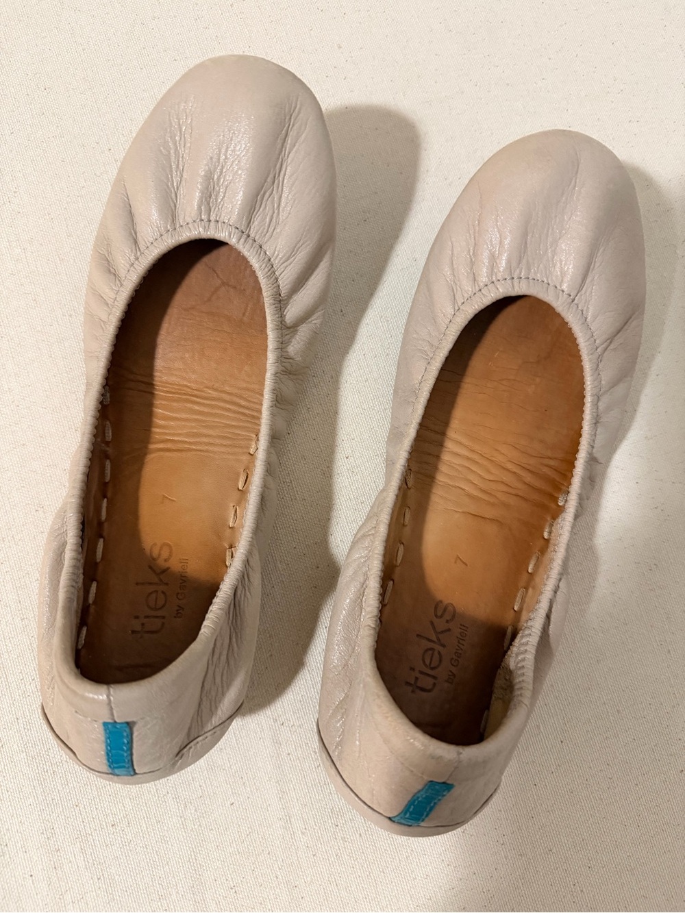 Tieks Original Feather Grey Leather Ballet Flats with Teal Heel Tab